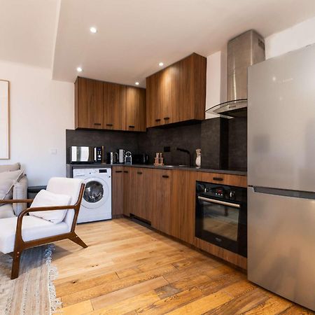 Appartement Place Des Lices Saint-Tropez Exteriör bild