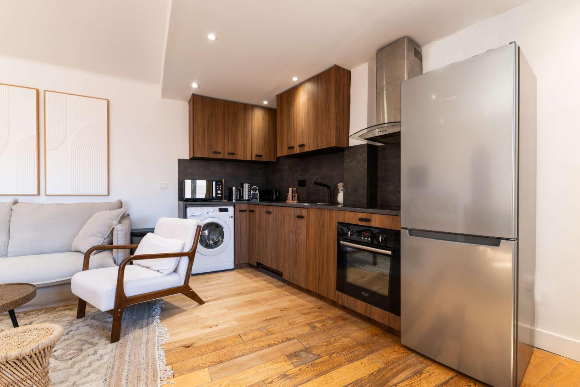 Appartement Place Des Lices Saint-Tropez Exteriör bild