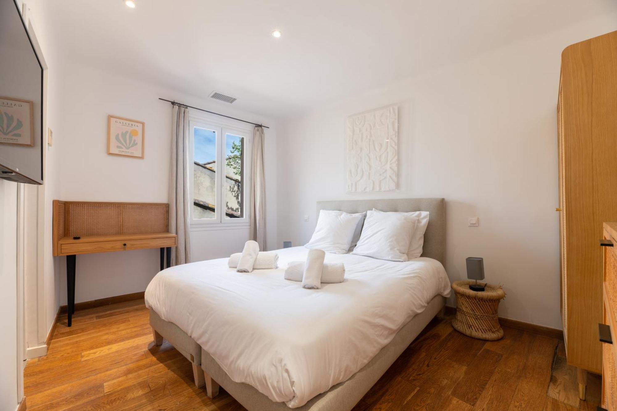 Appartement Place Des Lices Saint-Tropez Exteriör bild